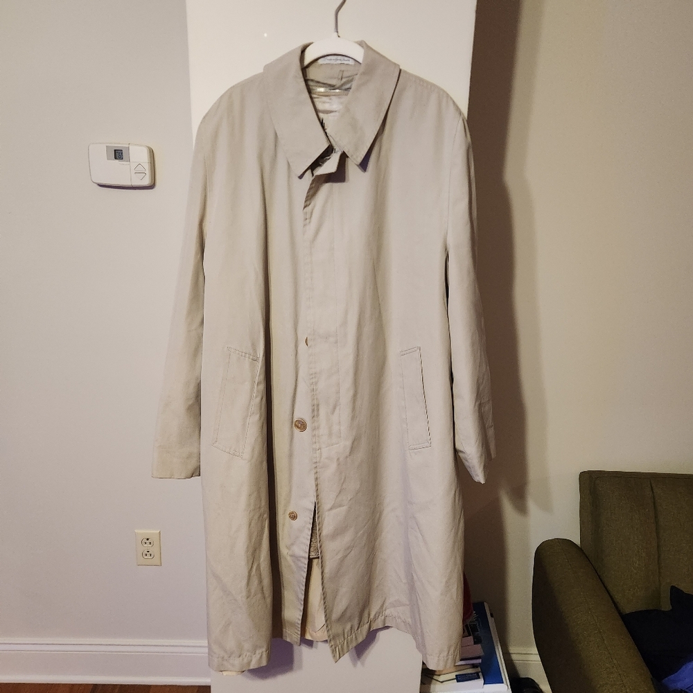 Vintage Men's Misty Harbor 40L Beige Faux Fur Lined Trench Coat